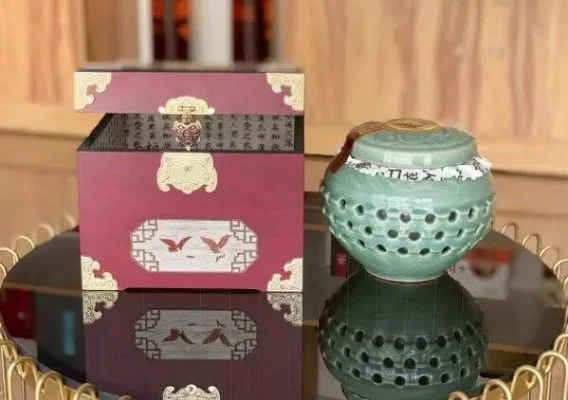 cao hồng sâm hoàng hậu ire hàn quốc hũ 500g